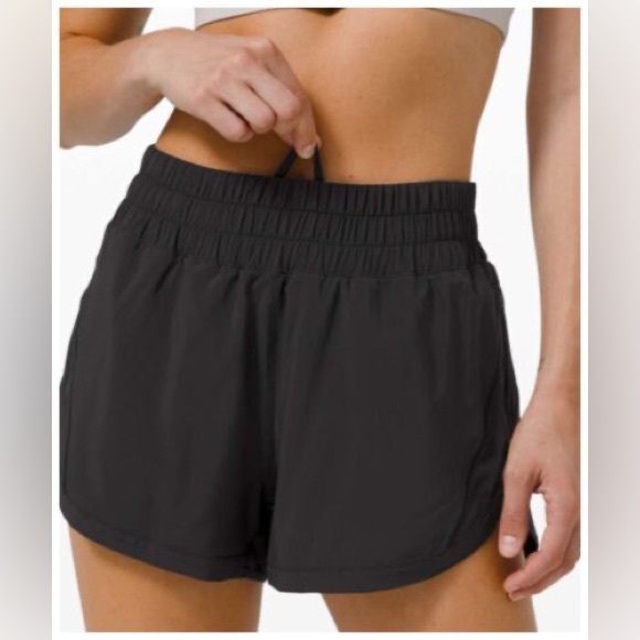 lululemon athletica Pants - Lululemon Tracker Short 4”  Size 4
